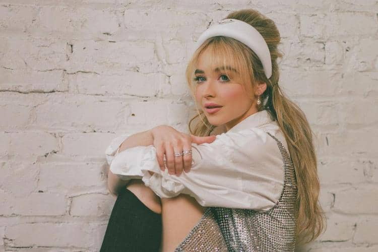 instagram.com/sabrinacarpenter