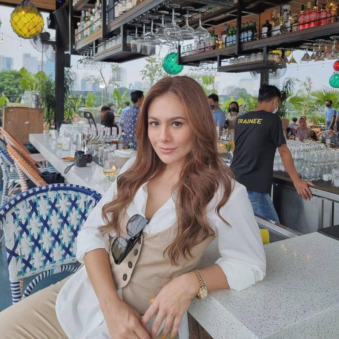 instagram.com/wulanguritno