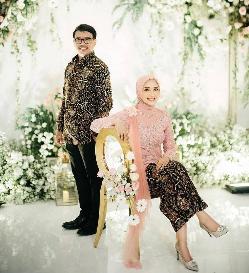 instagram.com/rara.nawangsih