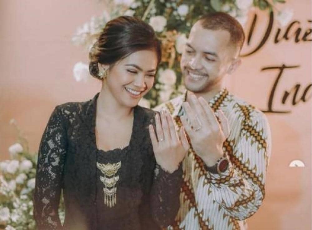 instagram.com/indahindriana