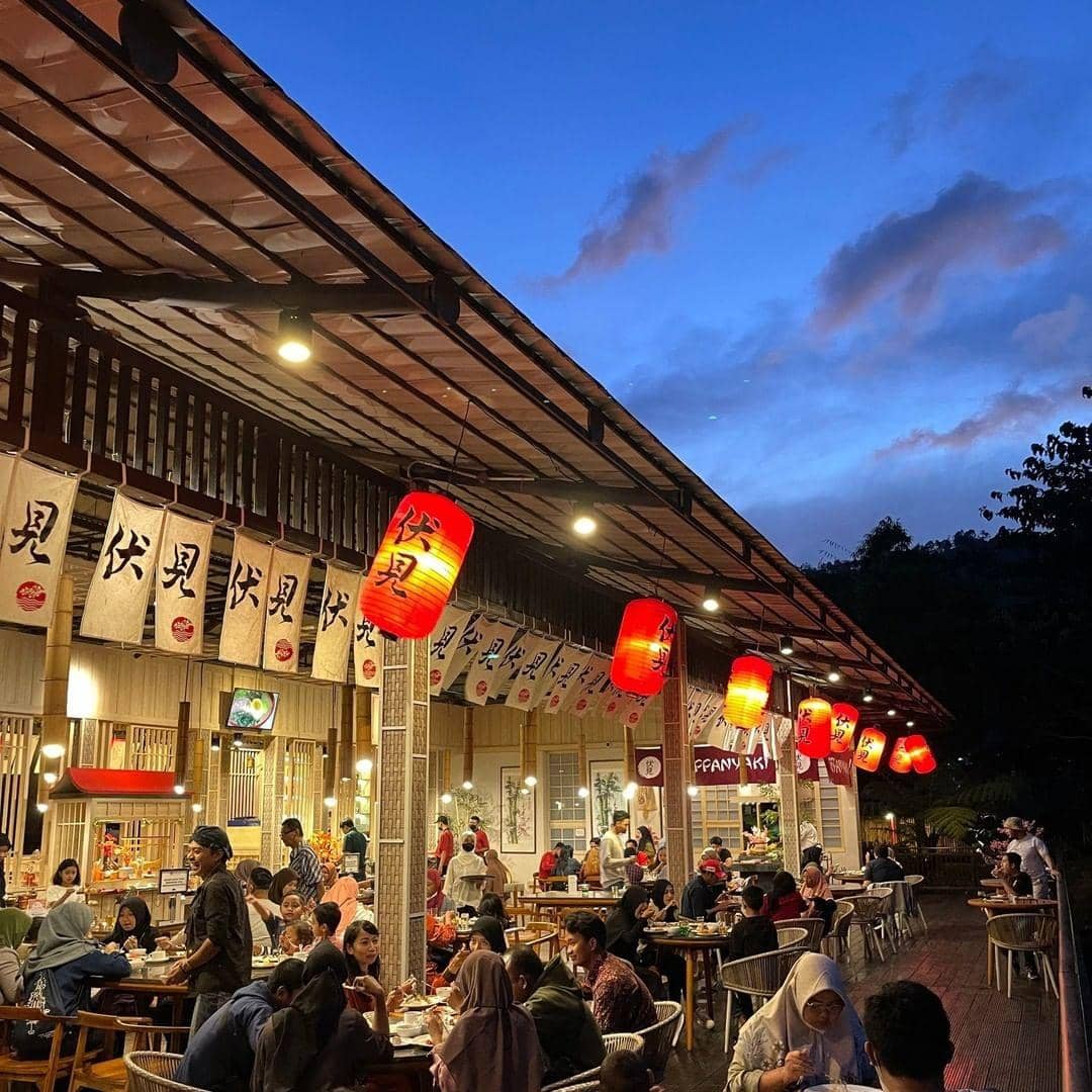 instagram.com/theonsenresortbatu