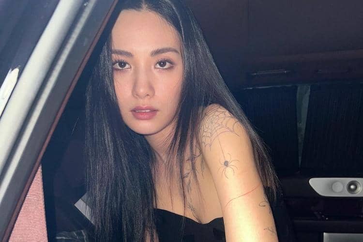 instagram.com/jin_a_nana