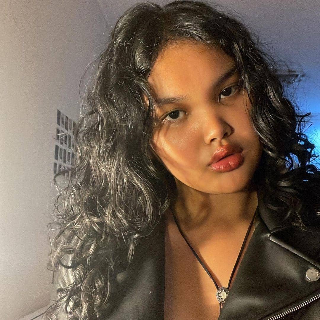 instagram.com/shahnaz.indira