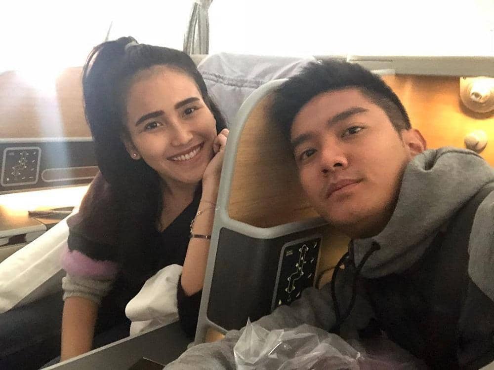 instagram.com/ayutingting92