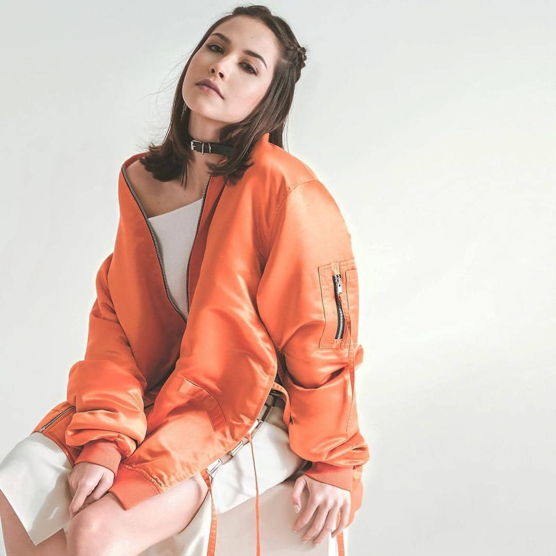 instagram.com/estelleelinden