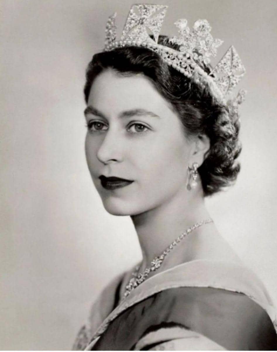 instagram.com/theroyalfamily