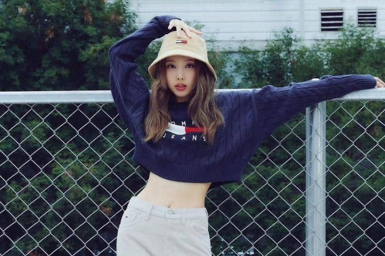 instagram.com/nayeonyny