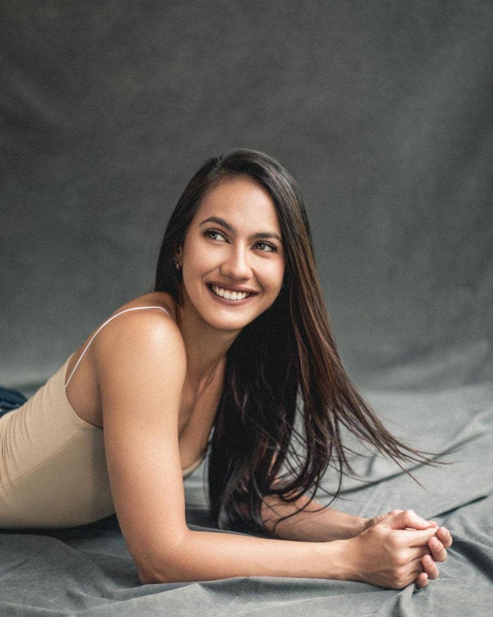 instagram.com/pevpearce