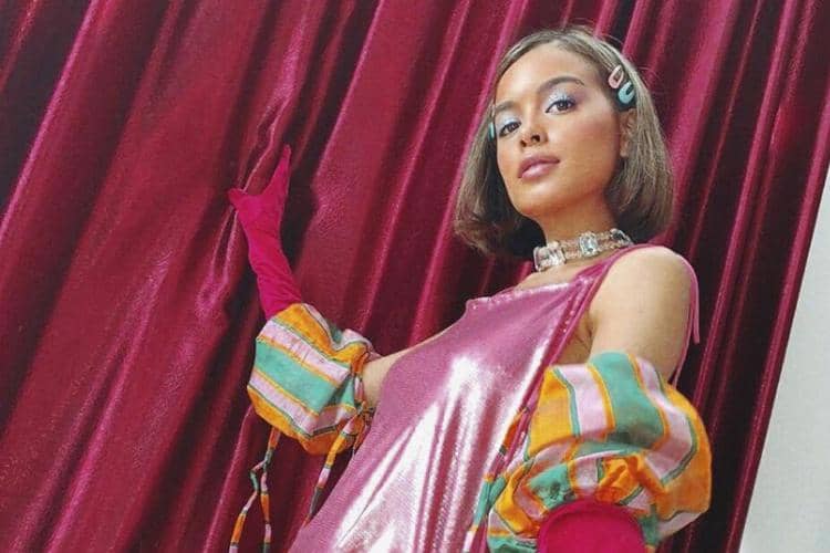 instagram.com/evacelia