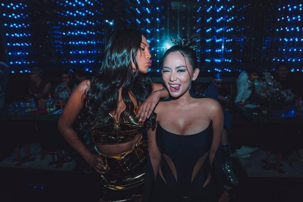 Instagram.com/rachelvennya
