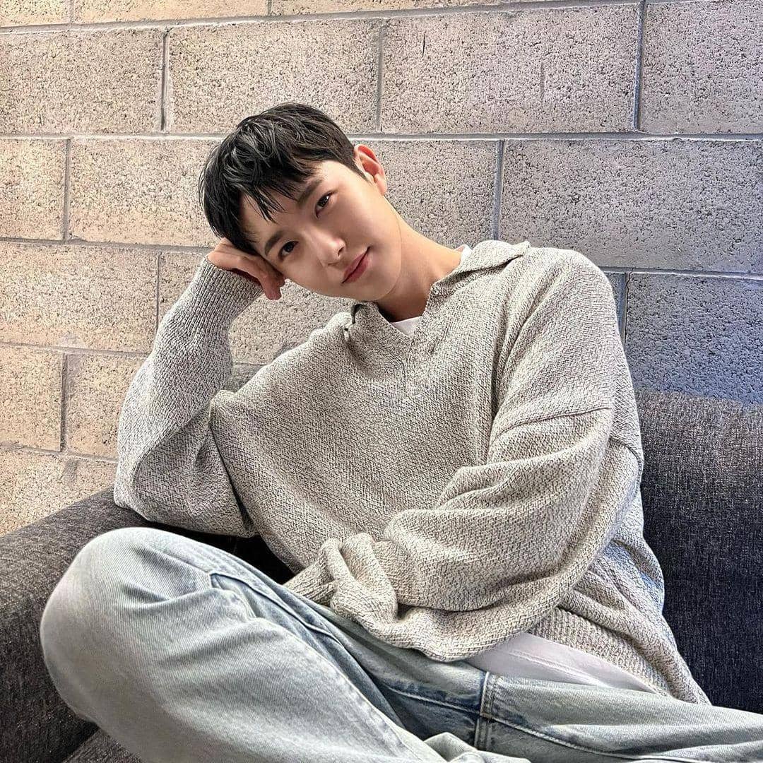 instagram.com/yellow_3to3