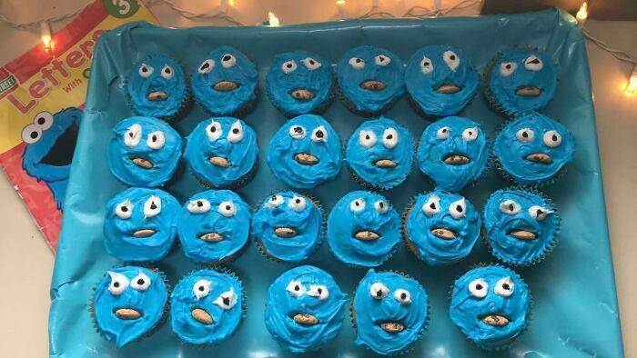 15 Potret Gagal Bikin Kue yang Malah Bikin Ngakak 