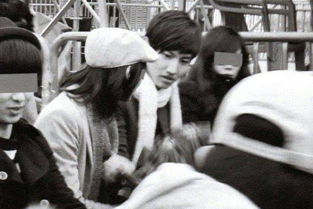 twitter.com/its5HINee