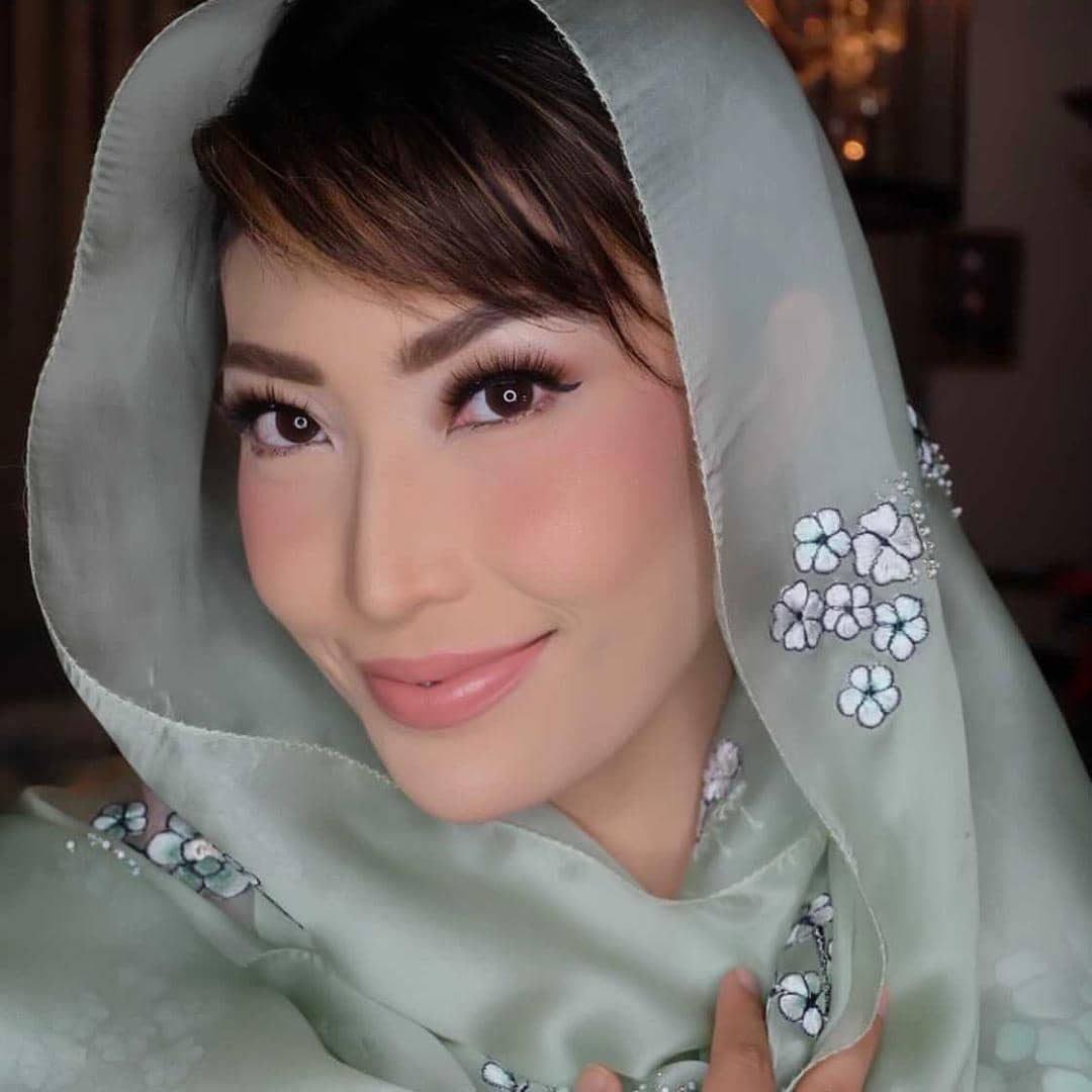 instagram.com/mrsayudewi