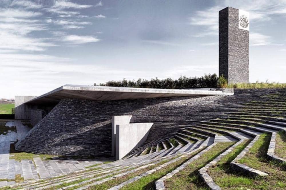 instagram.com/emrearolat