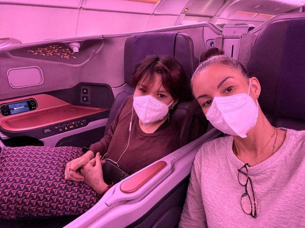 instagram.com/nadyahutagalung