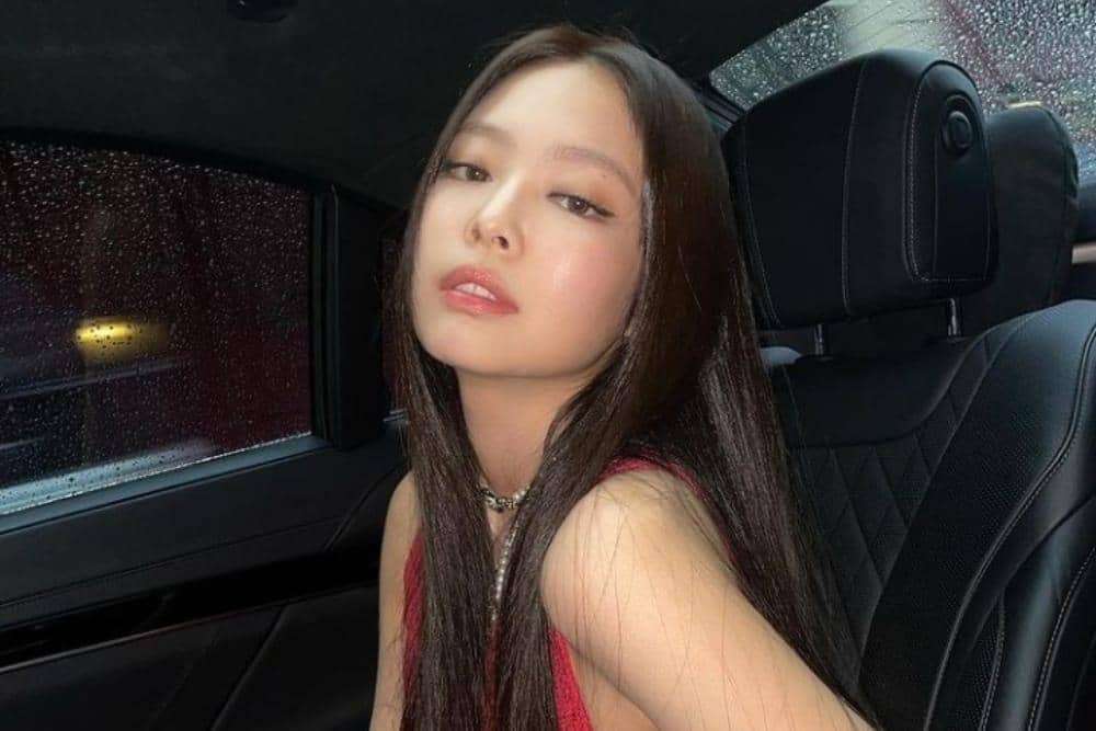 Instagram.com / jennierubbyjane