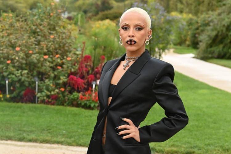 9 Potret Rumah Mewah Doja Cat di Beverly Hills, Bergaya Bohemian Chic