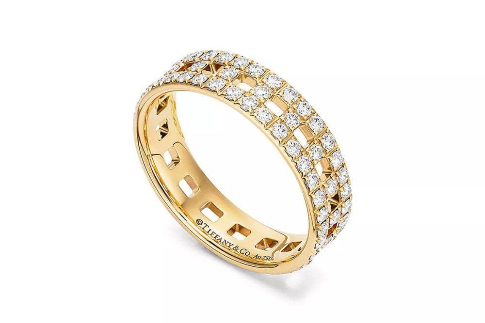 international.tiffany.com