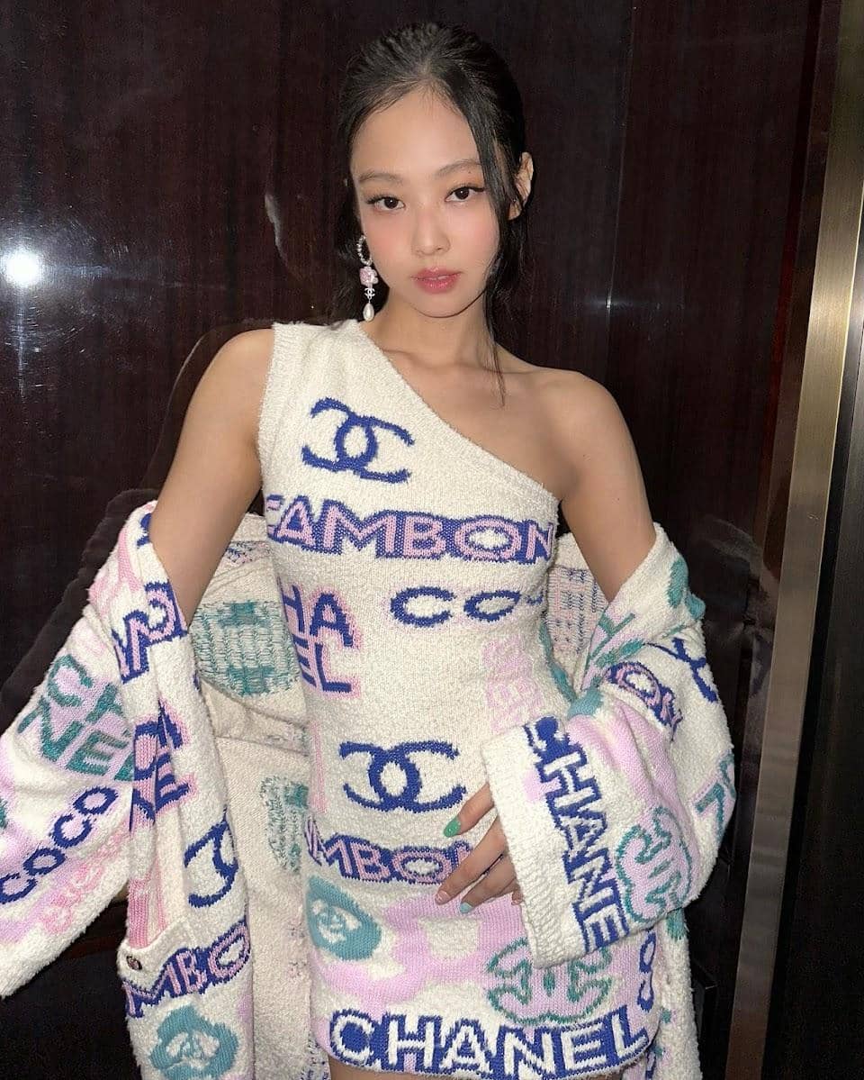 instagram.com/jennierubyjane