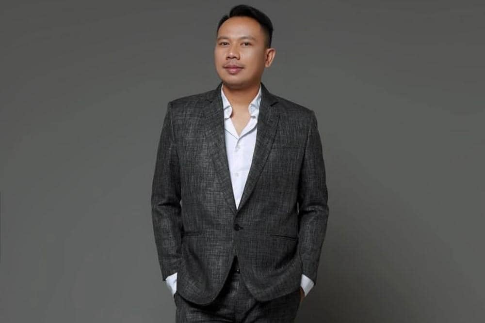 Instagram.com/vickyprasetyo777