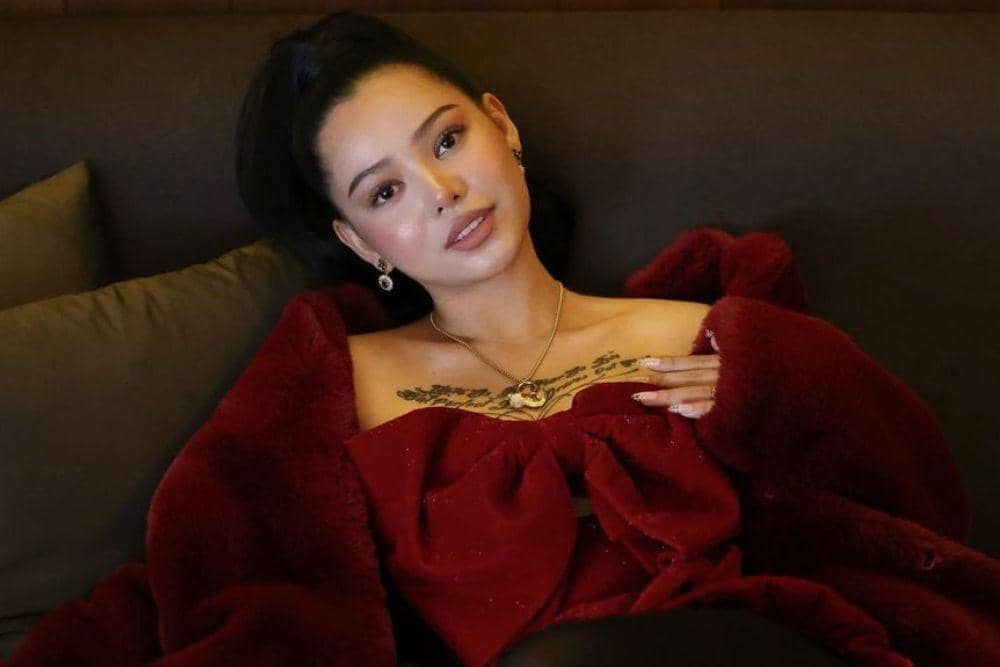 instagram.com/bellapoarch