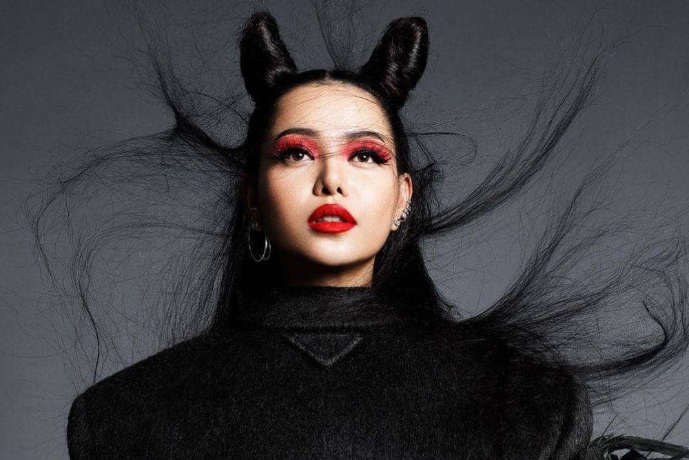 instagram.com/bellapoarch