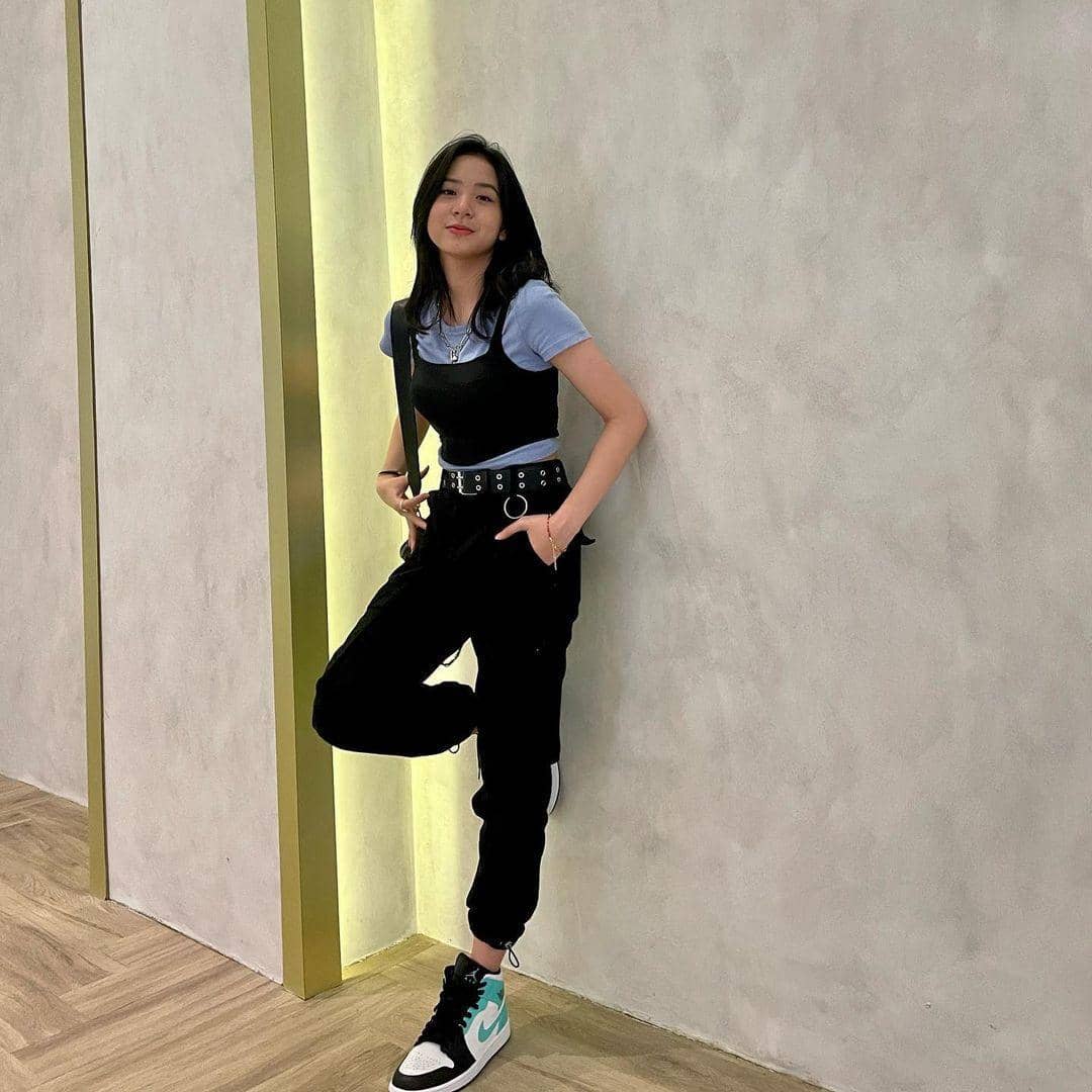 instagram.com/jkt48.zee