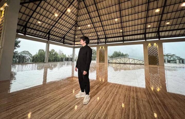 Instagram.com / attahalilintar