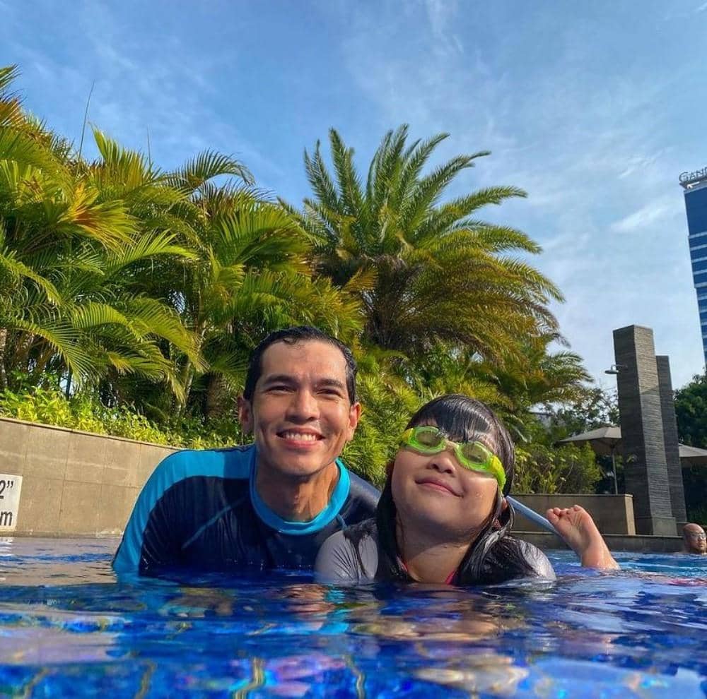 Instagram.com/dessyilsanty