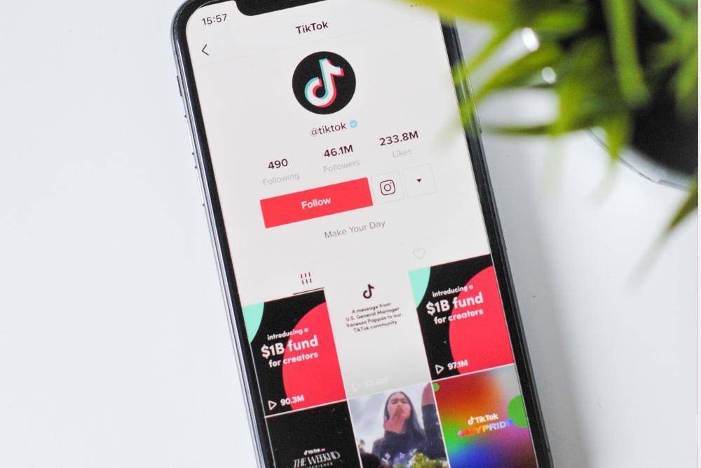 unsplash.com/Hello I'm Nik
