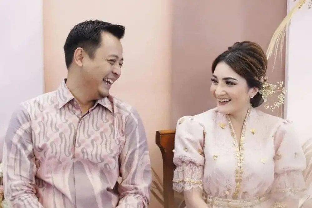 Instagram.com/kikiamaliaworld