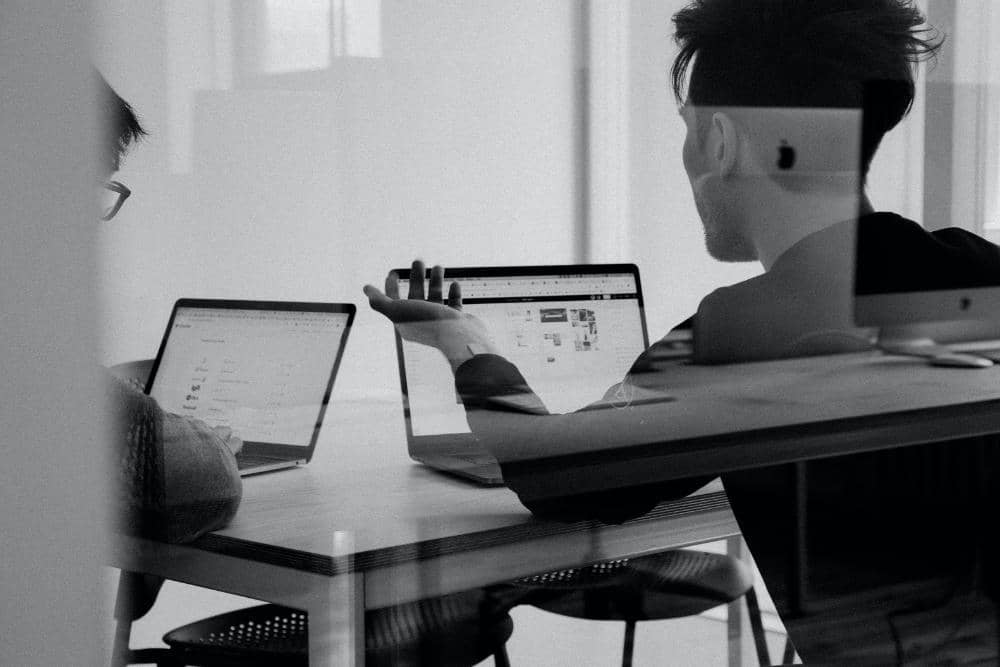 unsplash.com/charlesdeluvio