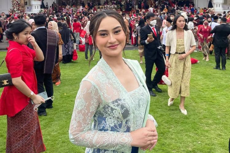 instagram.com/memes_prameswari