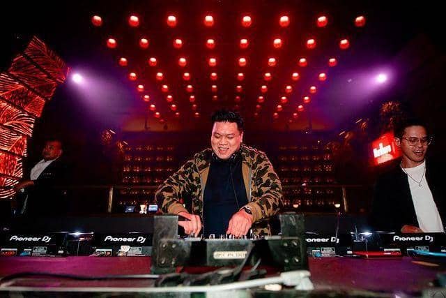 Instagram.com/ @dragonfly.club