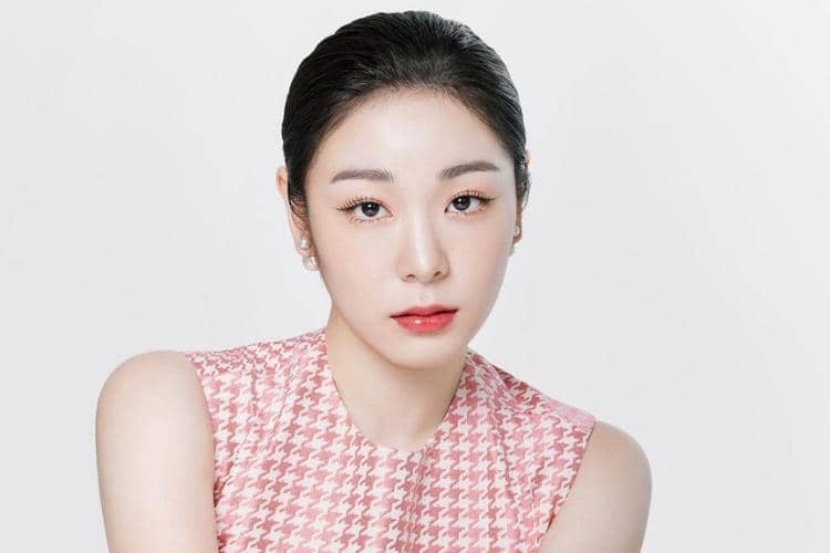 instagram.com/yunakim