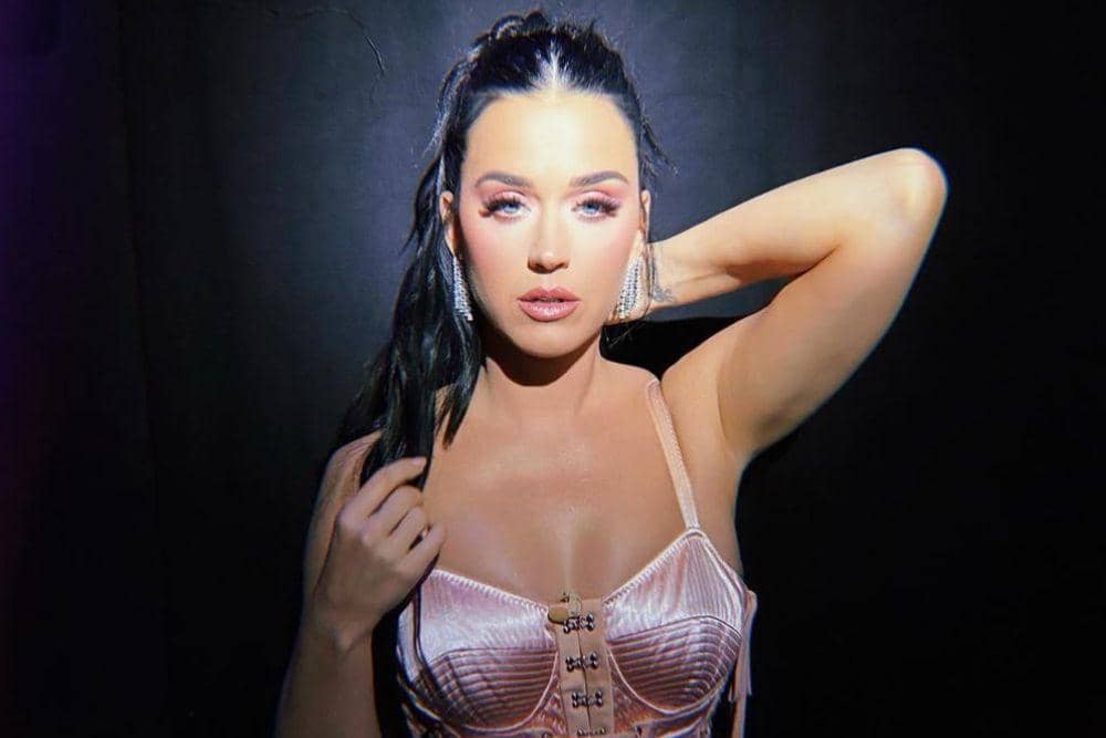 instagram.com/katyperry