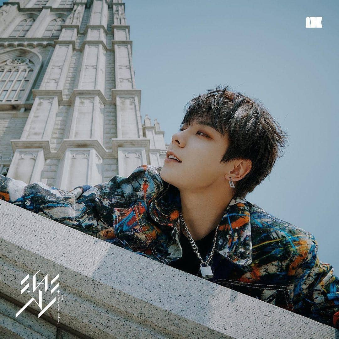 instagram.com/omegax_official