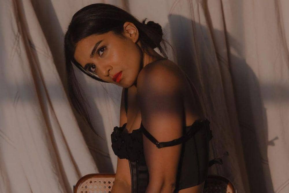 instagram.com/pallavisharda