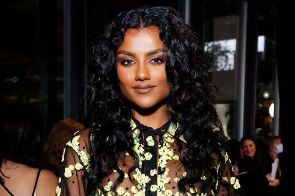 instagram.com/simoneashley