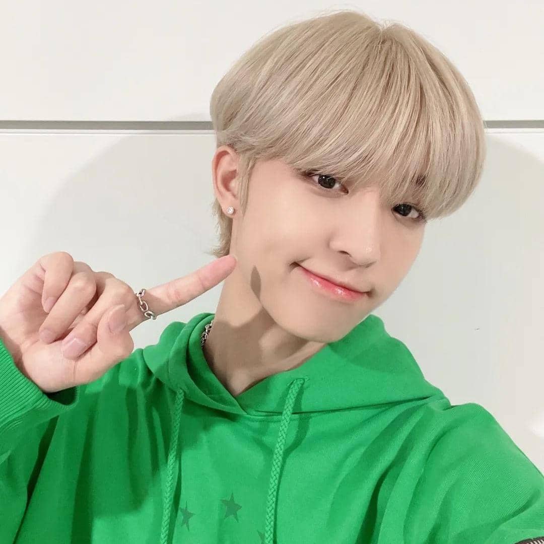 instagram.com/atbo_official