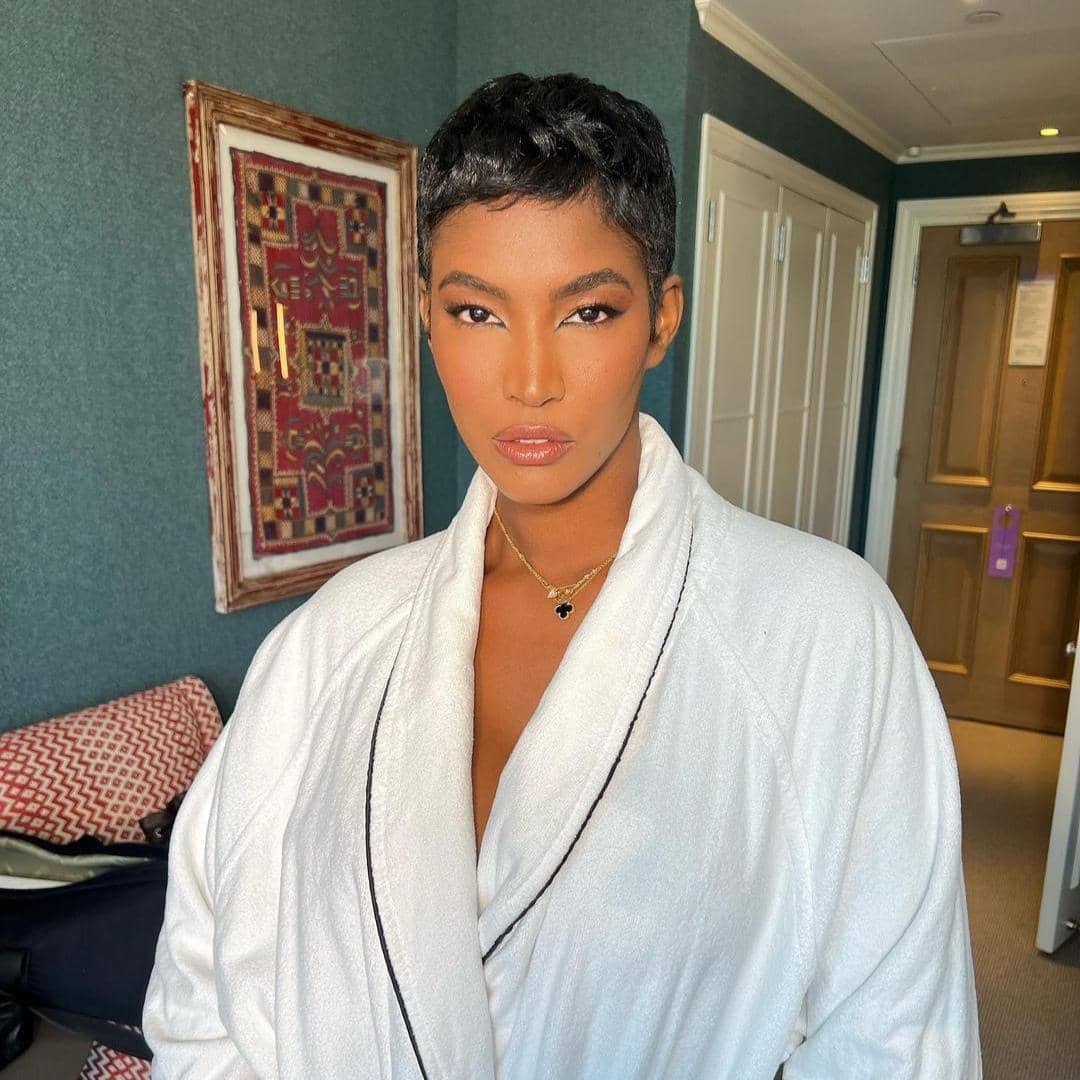 instagram.com/therealsessilee