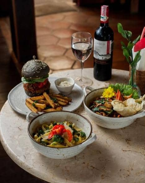 instagram.com/kafe_ubud