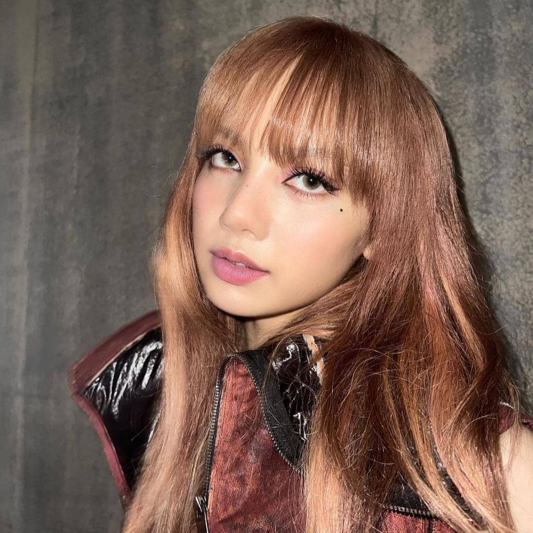instagram.com/lalalalisa_m