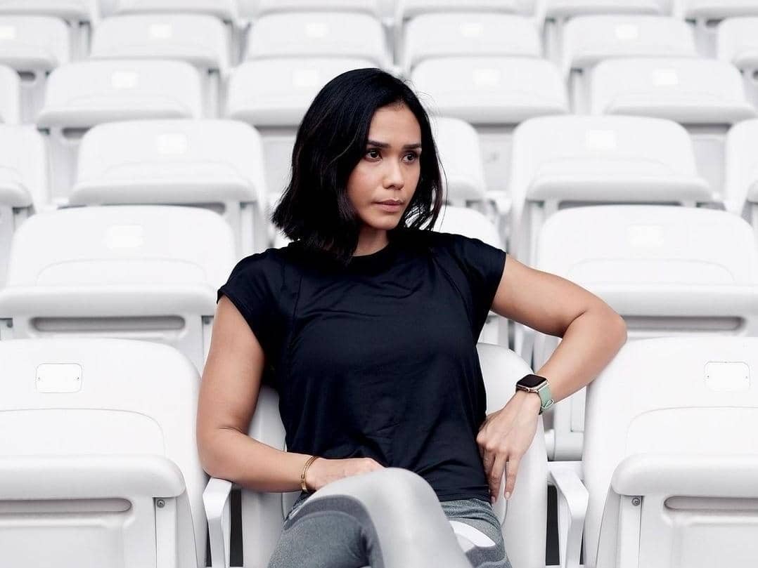 Instagram.com/adiniawrst