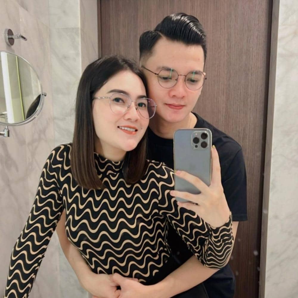 instagram.com/nellakharisma