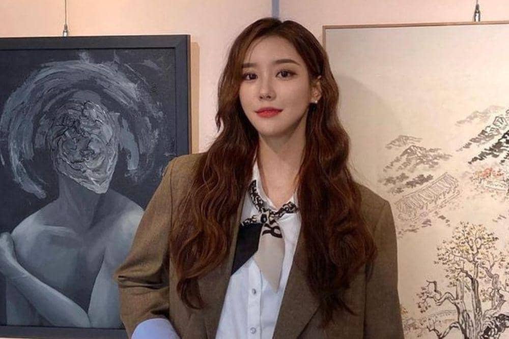 instagram.com/is.hyun_