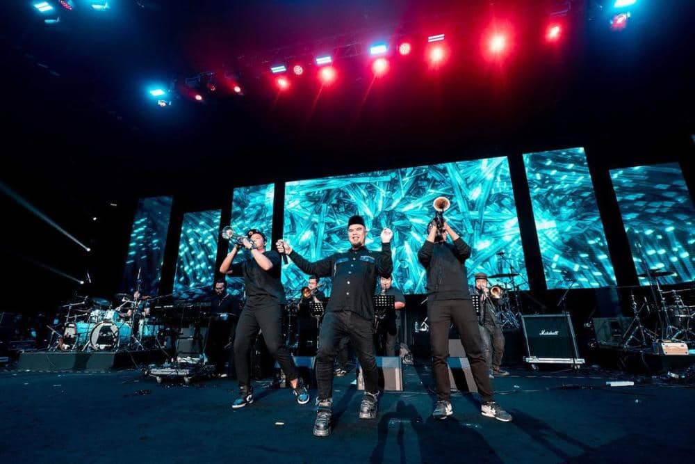 instagram.com/officialdewa19