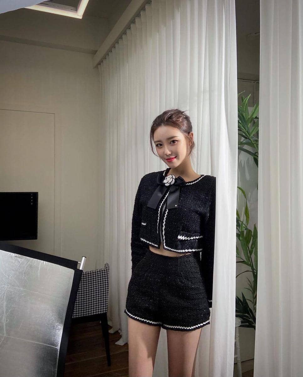 instagram.com/is.hyun_