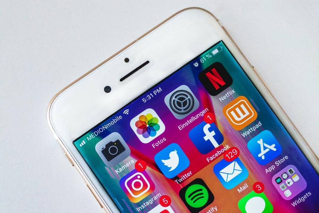 Unsplash.com/Sara Kurfess